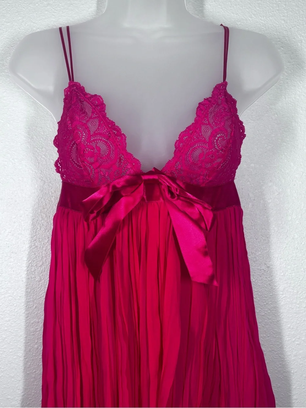 Victoria Secret Women's Pink Babydoll Nightgown with Lace and Bow Size Small/P